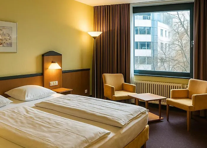 Hotel Plaza & Living Frankfurt 3*