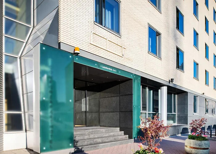 Plaza & Living Frankfurt Hotel 3*